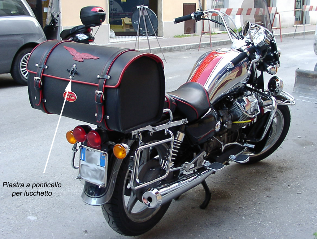 bauletto in cuoio per Guzzi